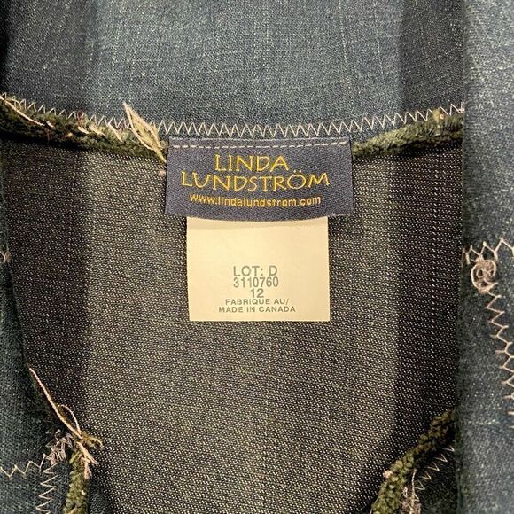 New✨ LINDA LUNDSTROM Distressed Denim Jacket - Picture 8 of 10